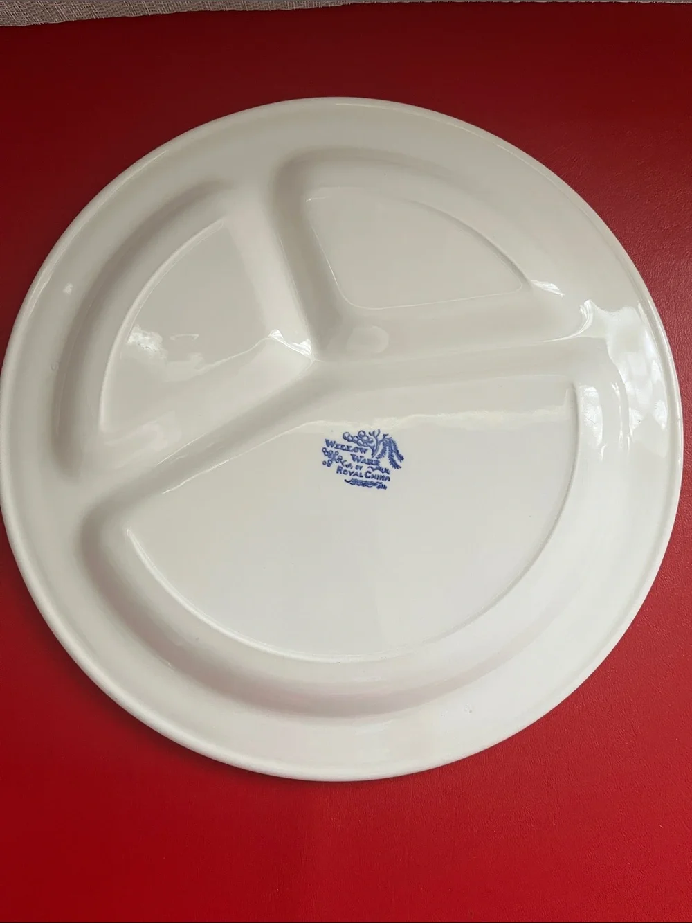 Blue Willow Pattern Divided Plate Vintage Royal China 11 3/8”D